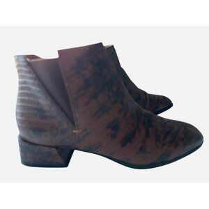 Franco Sarto Nico Brown Faux Snake Leather Ankle Booties Side Zipper Size 8